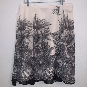 Jones Wear Floral Print Lightweight Midi Skirt Size 16